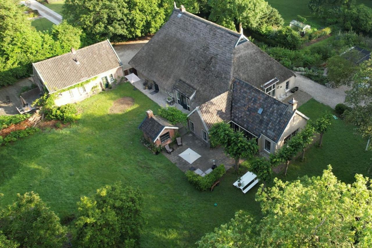 Landgoed Olterterp Lodges, kies een comfortabel huisje of appartement in bos met eigen entree, volledig ingerichte keuken en vele andere faciliteiten Buitenkant foto
