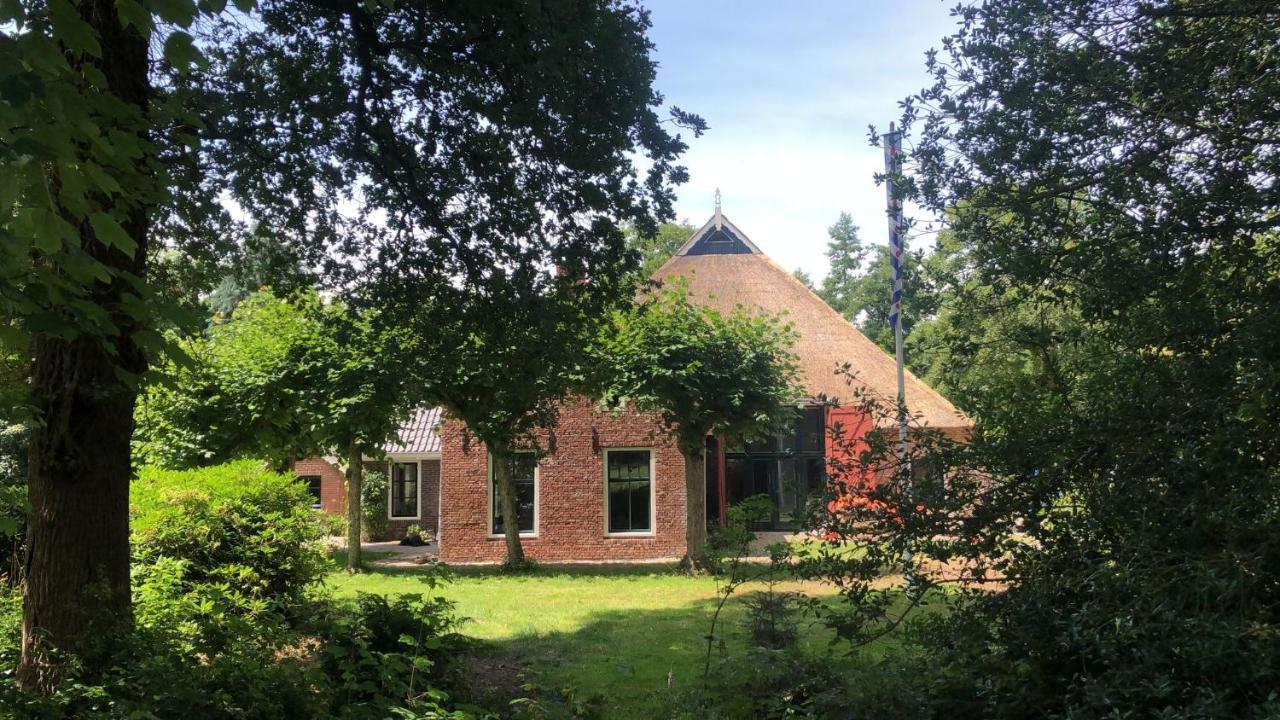 Landgoed Olterterp Lodges, kies een comfortabel huisje of appartement in bos met eigen entree, volledig ingerichte keuken en vele andere faciliteiten Buitenkant foto