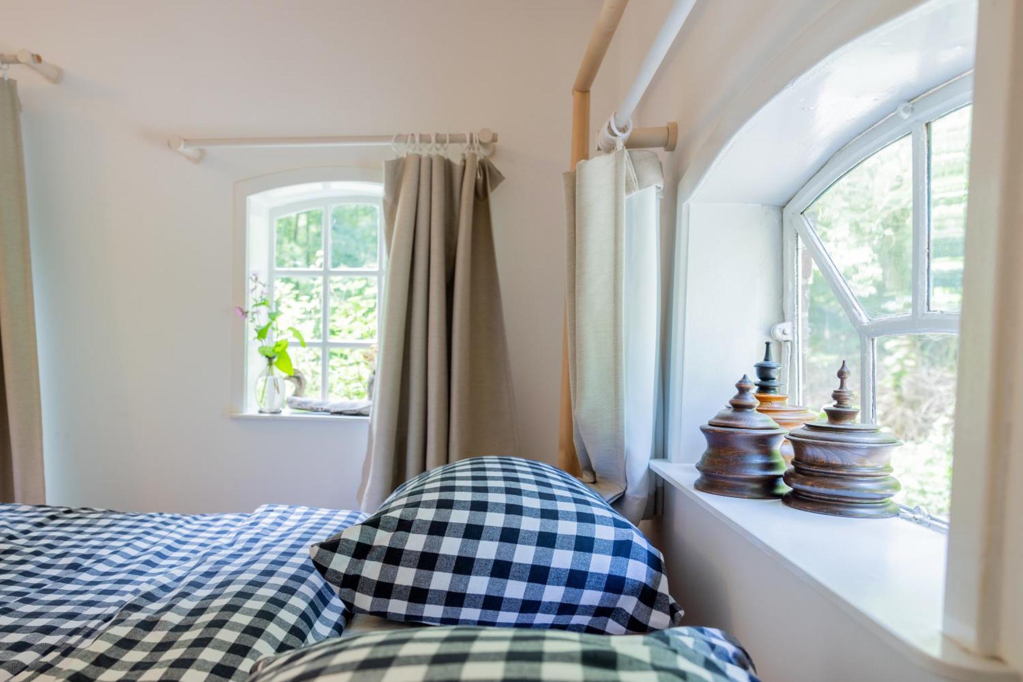 Landgoed Olterterp Lodges, kies een comfortabel huisje of appartement in bos met eigen entree, volledig ingerichte keuken en vele andere faciliteiten Buitenkant foto