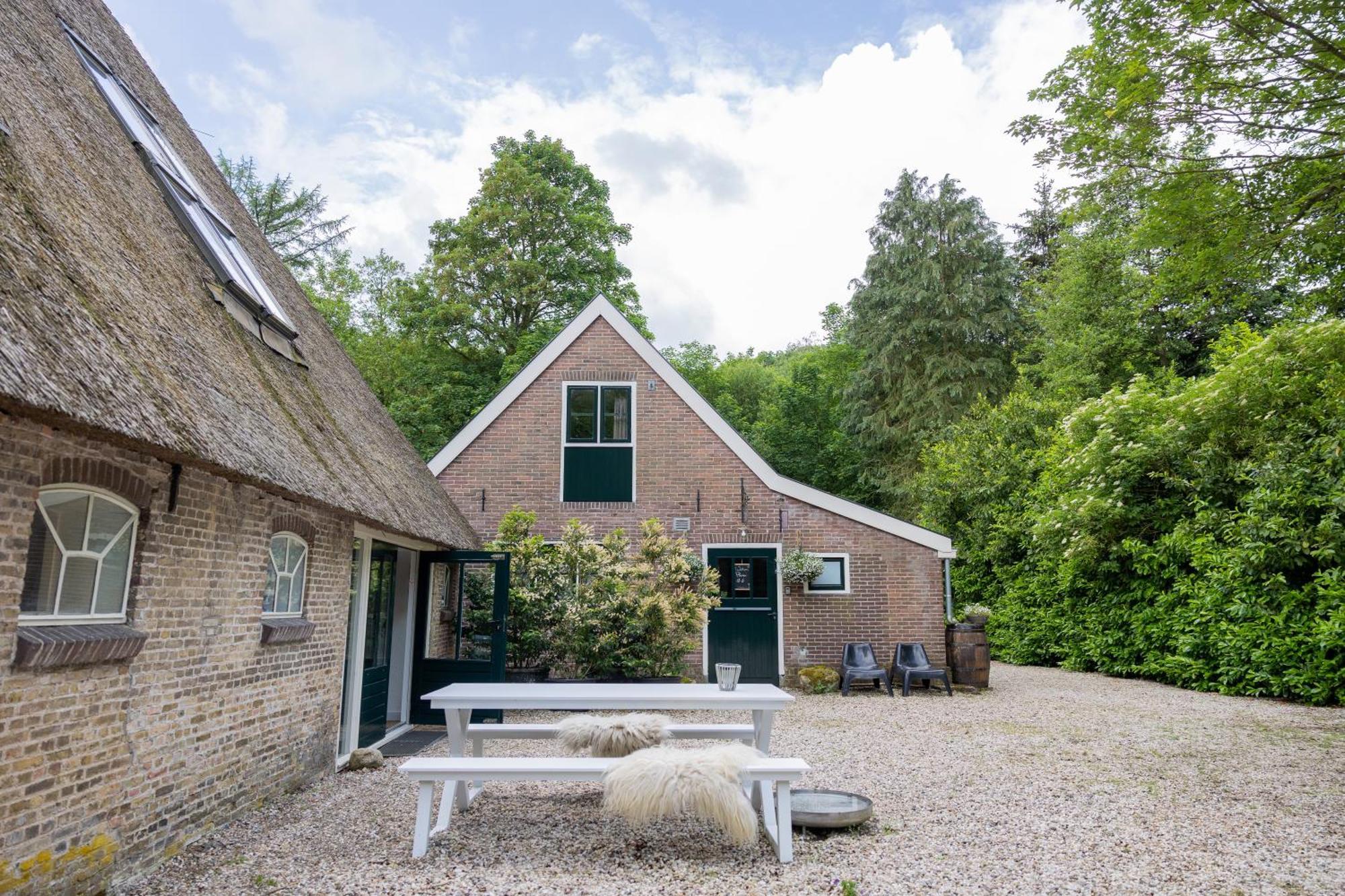 Landgoed Olterterp Lodges, kies een comfortabel huisje of appartement in bos met eigen entree, volledig ingerichte keuken en vele andere faciliteiten Buitenkant foto