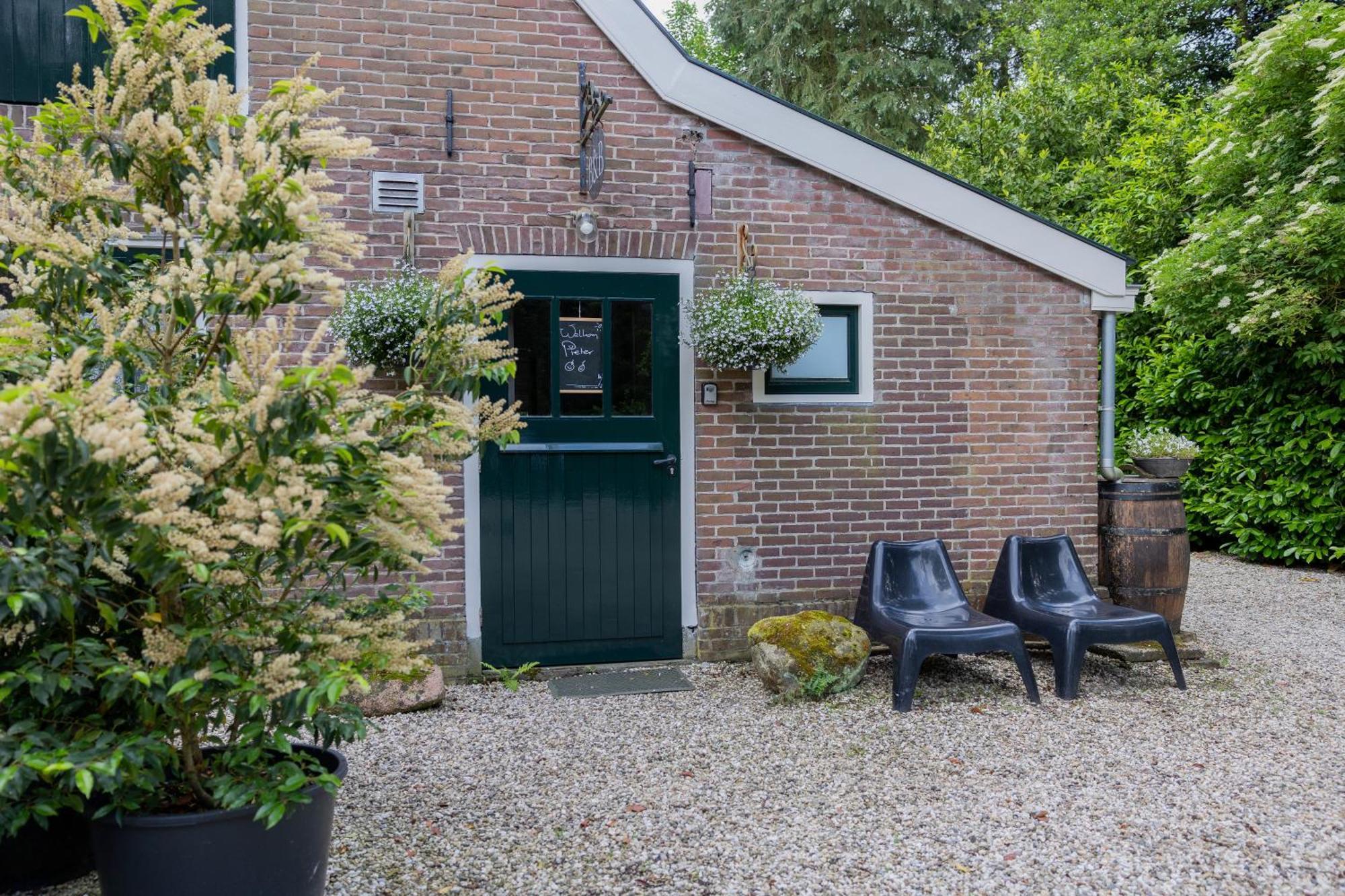 Landgoed Olterterp Lodges, kies een comfortabel huisje of appartement in bos met eigen entree, volledig ingerichte keuken en vele andere faciliteiten Buitenkant foto